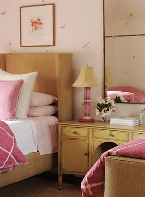 Habitación con libélulas