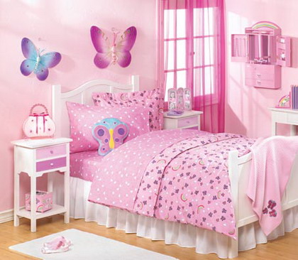 Color rosa en la habitación