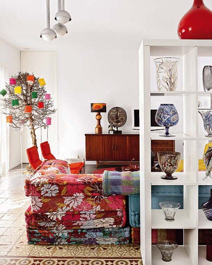 Decoración navideña colorida y étnica