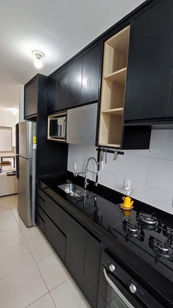 cocina mueble negro 